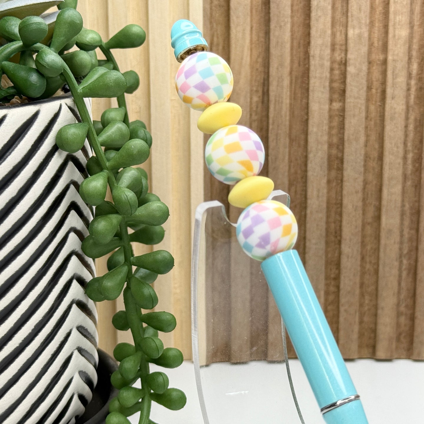 Spring Checkered Metal Pen